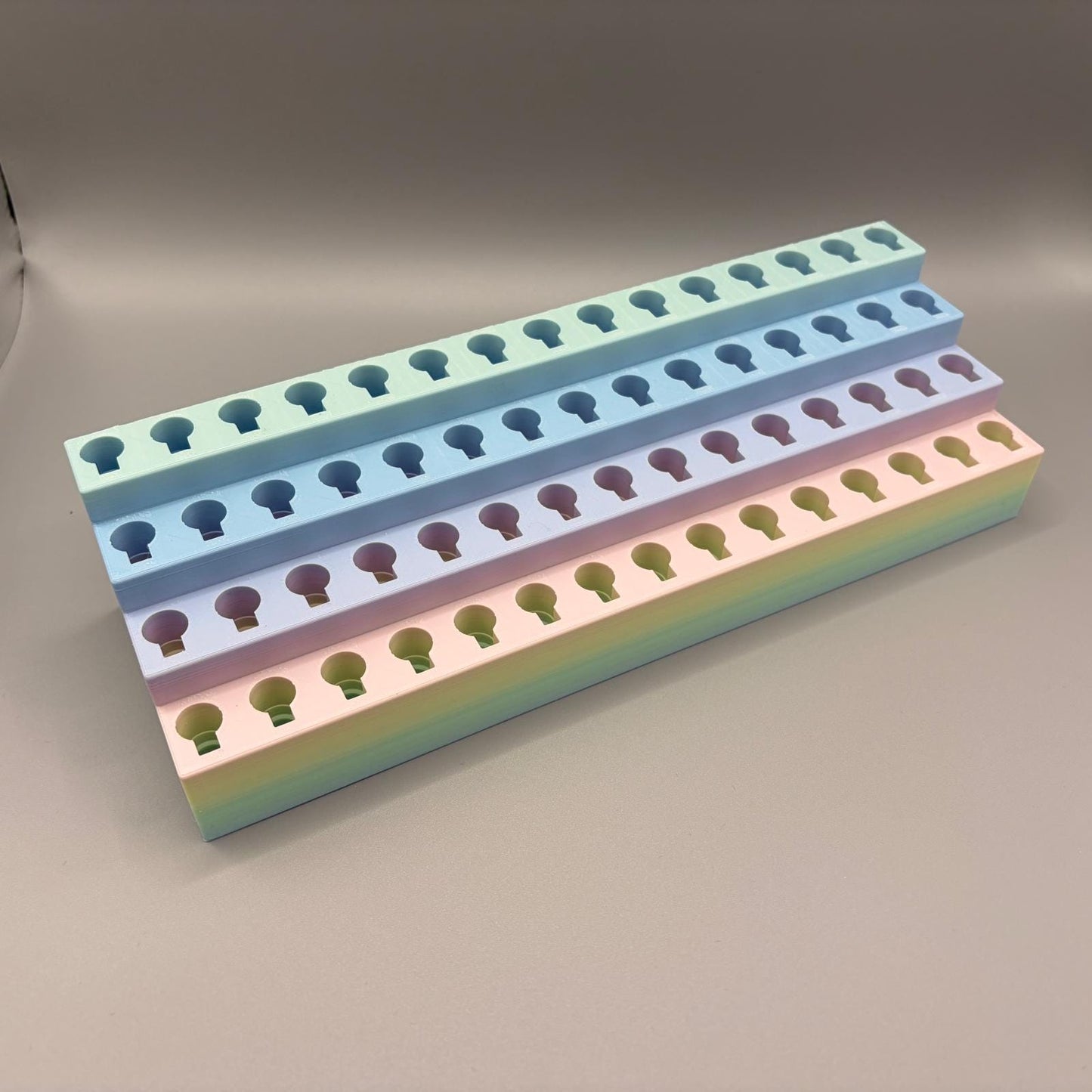 Sonderfarbe | platzsparender Stiftehalter kompatibel mit Legami Lovely Friends und radierbare Legami | verschiedene Größen | Frosting Cake