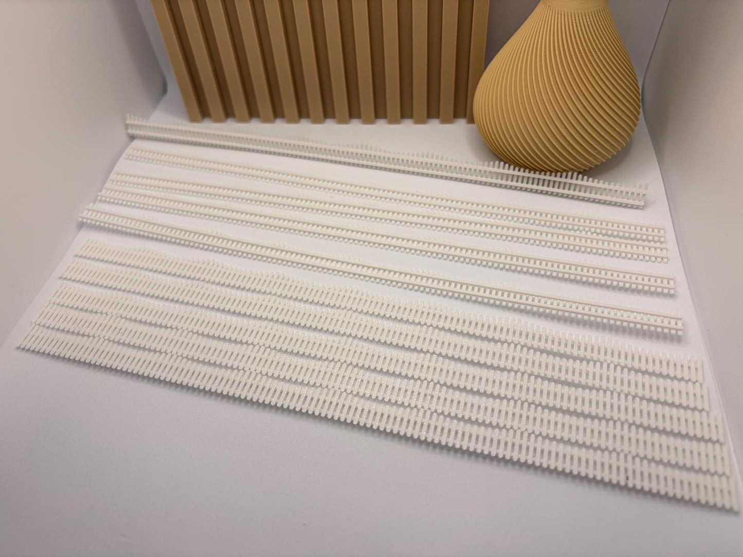 Gartenzaun H0 1:87 Modellbau, 10er Set kompatibel mit Märklin & Faller, 3D Druck Zaun Set 224cm Gesamtlänge, Eisenbahn Zubehör