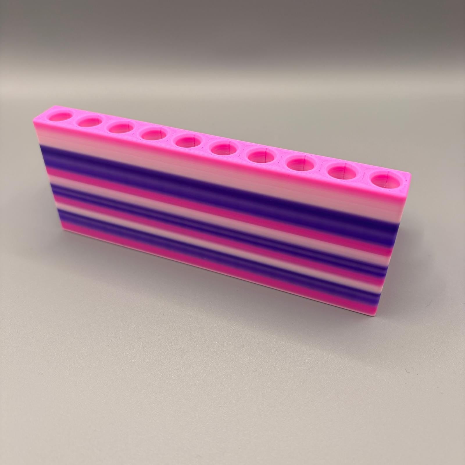 Sonderfarbe | platzsparender Stiftehalter kompatibel mit Legami Stifte | radierbare Legami Stifte | für 40 Stifte | Farbe Lila Rainbow