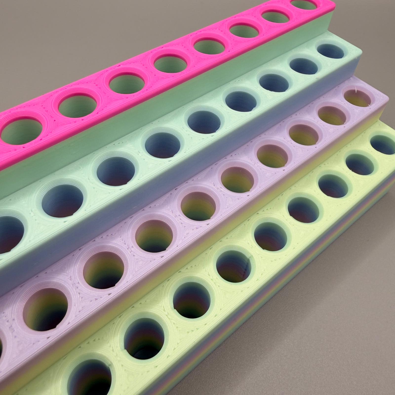 Sonderfarbe | platzsparender Stiftehalter kompatibel mit Legami Stifte | radierbare Legami Stifte | für 40 Stifte | Farbe Cake + Rosa
